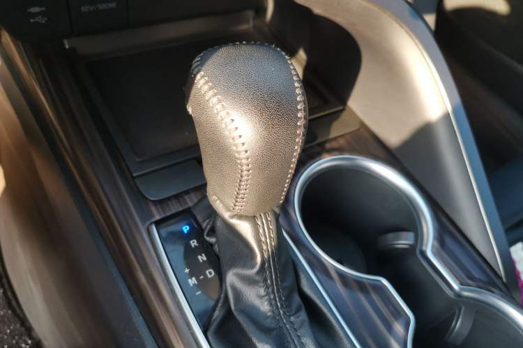 Used Toyota Camry 2019 2.0G Luxury Edition China VI Standard