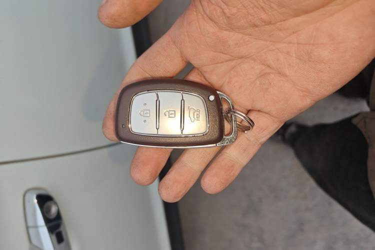 Used Hyundai ix25 2017 1.4T Automatic Smart Version Vehicle Key