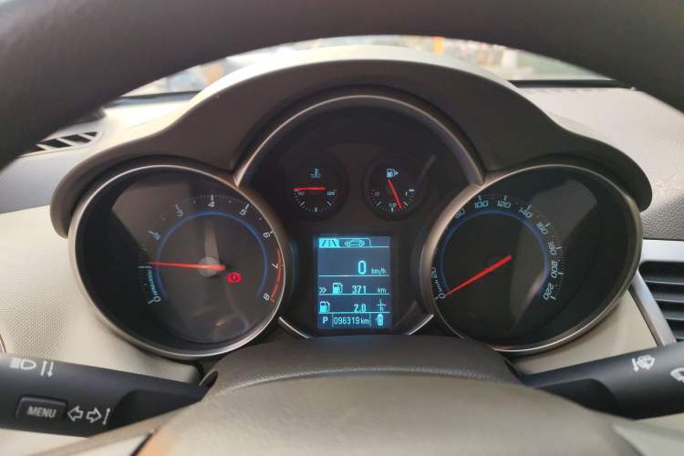 Used Chevrolet Cruze 2015 1.5L Classic SE AT
