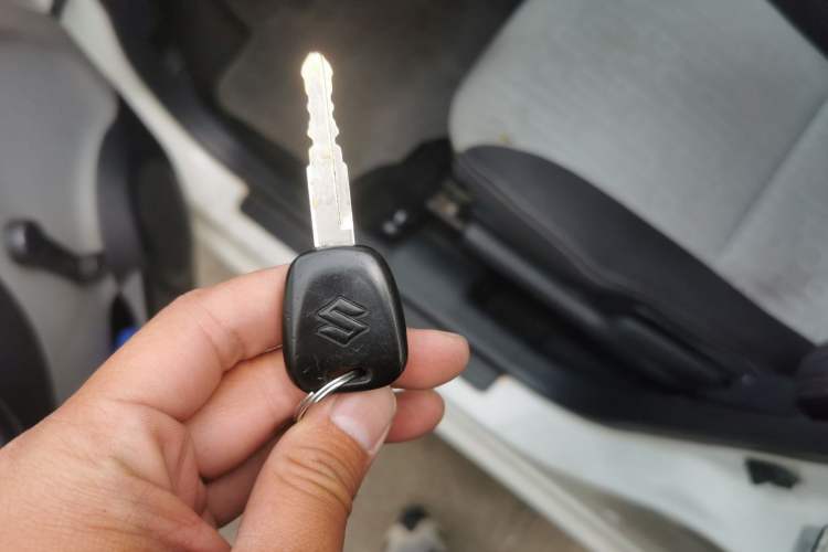 Used Suzuki Alto 2013 1.0L Manual Utility Model
