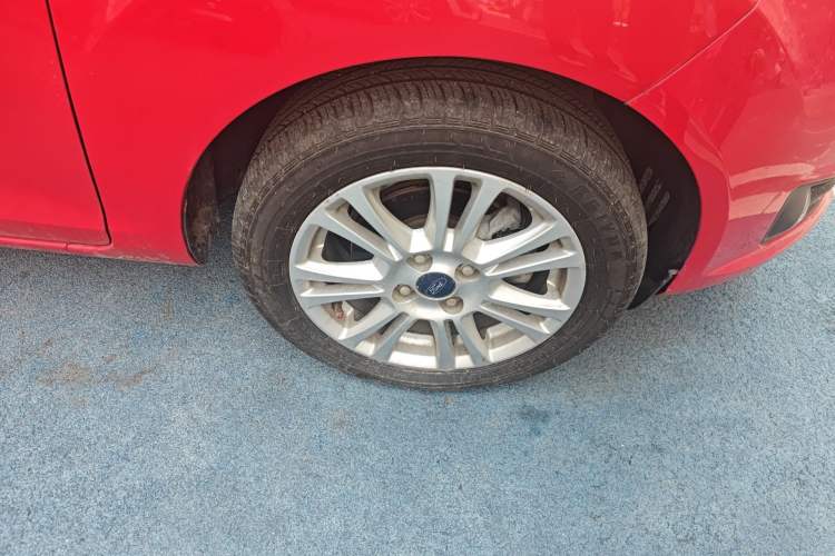 Used Ford Fiesta 2013 Sedan 1.5L Automatic Fashion Edition