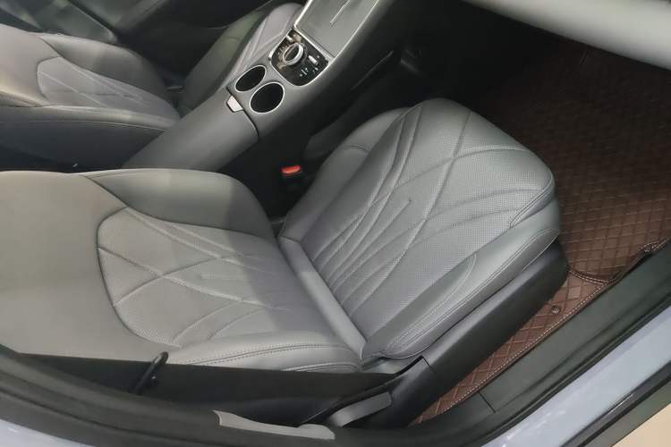 Used Geely Galaxy L6 2025 EM-i 140km Explorer+ Edition