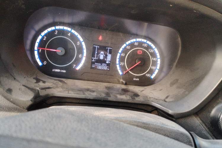 Used CHANGAN KAICHENG Ounuo S 2017 1.5L Ouno S Value Edition EA15-AB Odometer Close Up