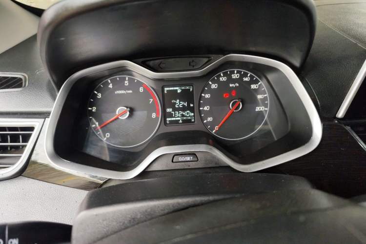 Used Baojun 310 2016 1.2L Manual Fashionable Edition