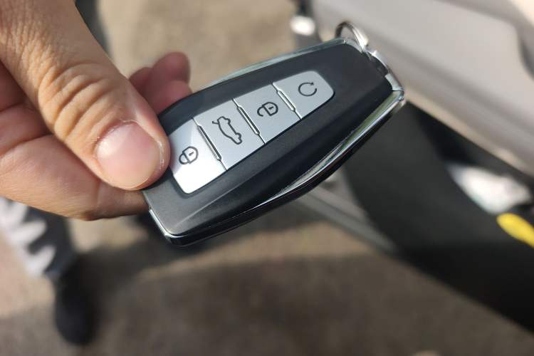 Used Geely Auto Monjaro L 2021 2.0TD High-Power Automatic All-Wheel-Drive Flagship Version Vehicle Key