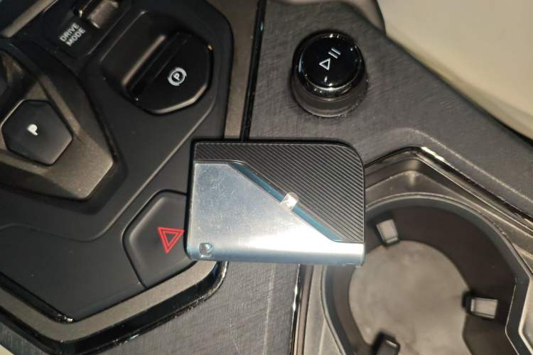 Used Lynk & Co 01 EM-P 2023 1.5TD EM-P Dawn Edition