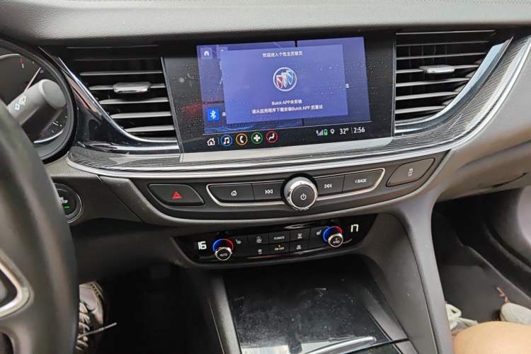 Used Buick Regal 2020 552T Luxury Version
