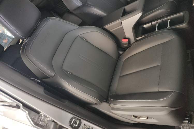 Used iCAR V23 2025 401 Two-Wheel Drive Intelligent Driving Version