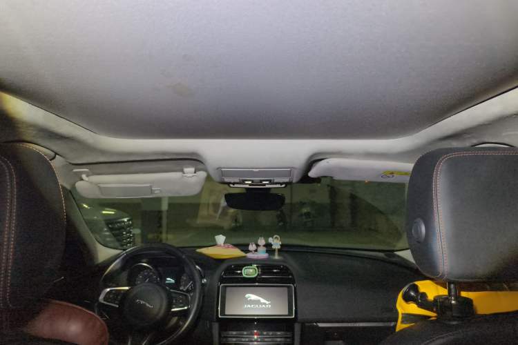 Used Jaguar F-PACE 2019 2.0T Four-Wheel Drive Urban Luxury Edition