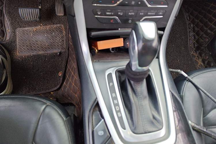 Used Ford Edge 2016 EcoBoost 245 Two-Wheel-Drive Titanium 7-Seater