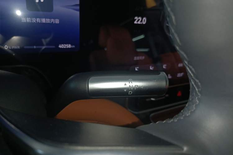 Used Hima AITO M9 2024 Range-Extended Ultra Version 52 kWh 6-Seater Model Gear Lever