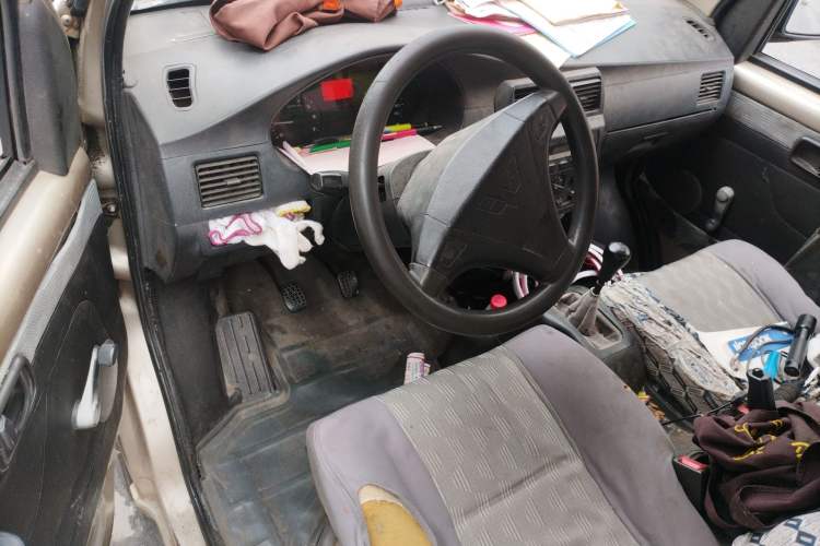 Used Wuling Rongguang 2011 1.2L Base Version Audio And AC Panel