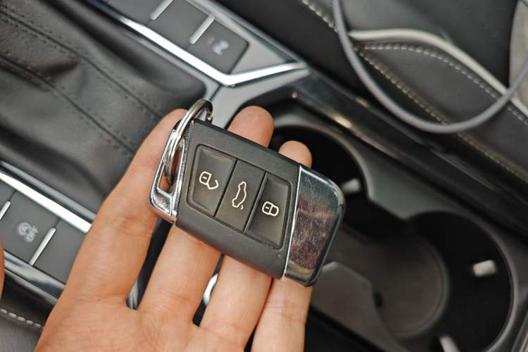 Used Volkswagen Passat 2023 330TSI Starry Elite Edition
