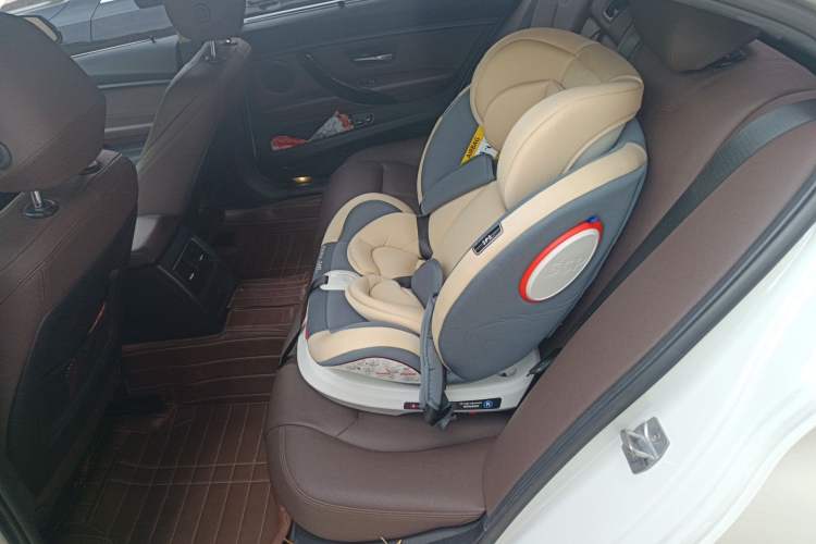 Used BMW 3 Series 2019 320Li Fashion Model Left Rear Seat