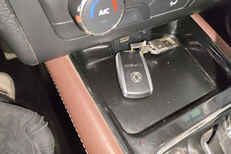 Used Dongfeng Fengon 580 2017 1.5T CVT Luxury Model