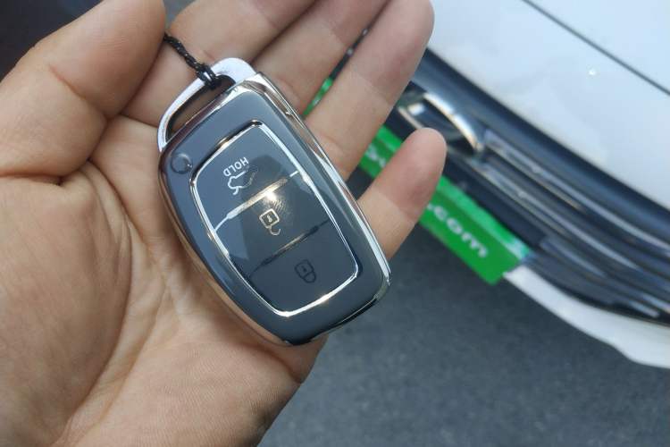 Used Hyundai Elantra (6th Generation / Lingdong) 2016 1.6L Automatic ZhiXuan – Elite Version
