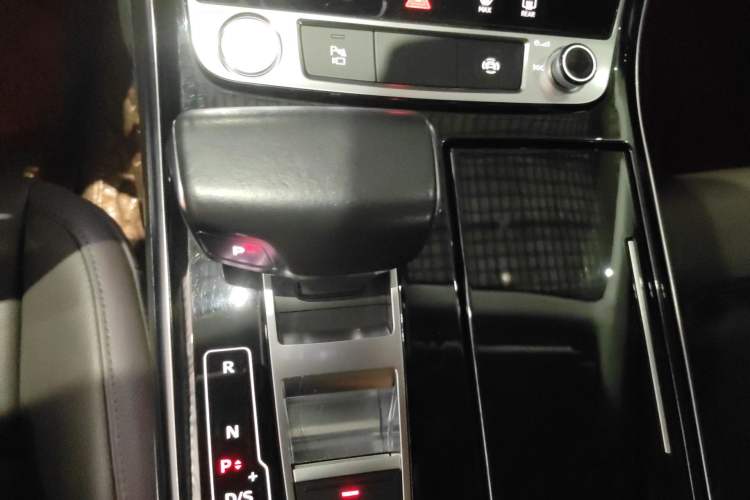 Used Audi A8 2018 A8L 55 TFSI quattro Launch Edition Elite Model
