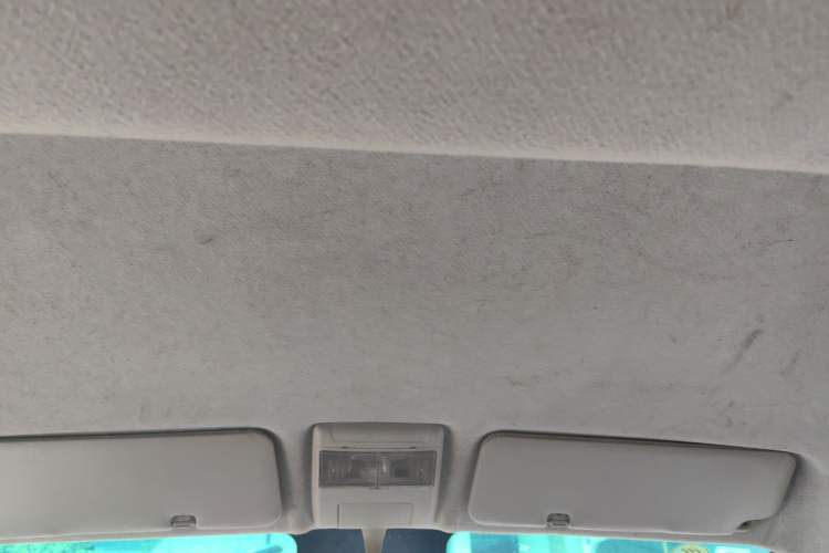 Used Jinbei New Hiace X30L 2021 1.5L Business Central Air-Conditioned Coach China VI Standard SWC15M Headliner