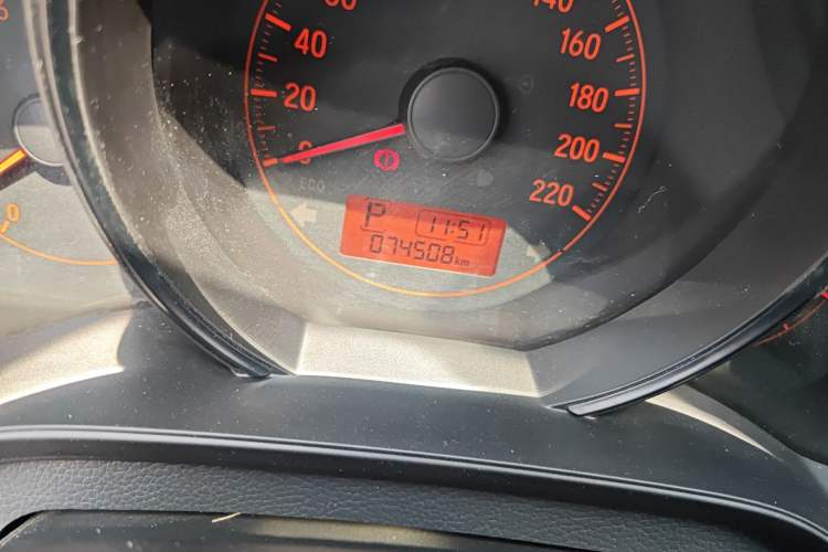 Used Honda Fit 2018 1.5L CVT Comfort Sunroof Version