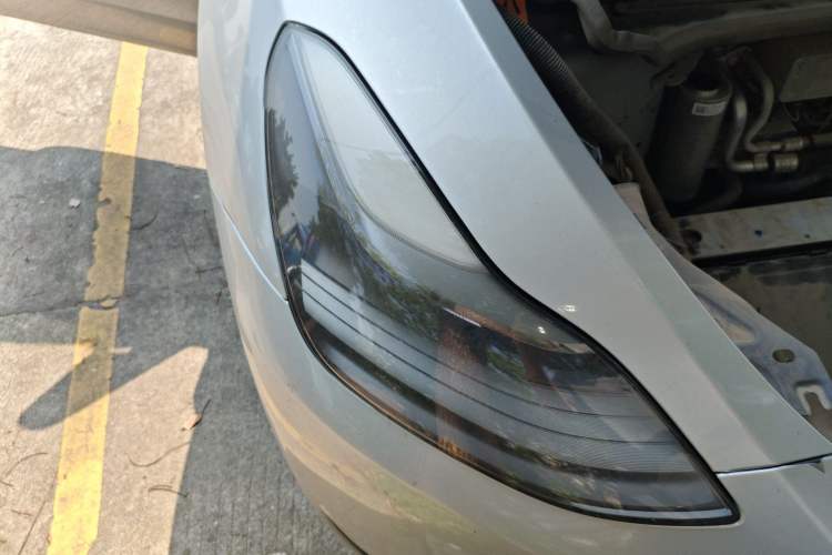 Used Tesla Model Y 2021 Long-Range All-Wheel-Drive Version 3D7
