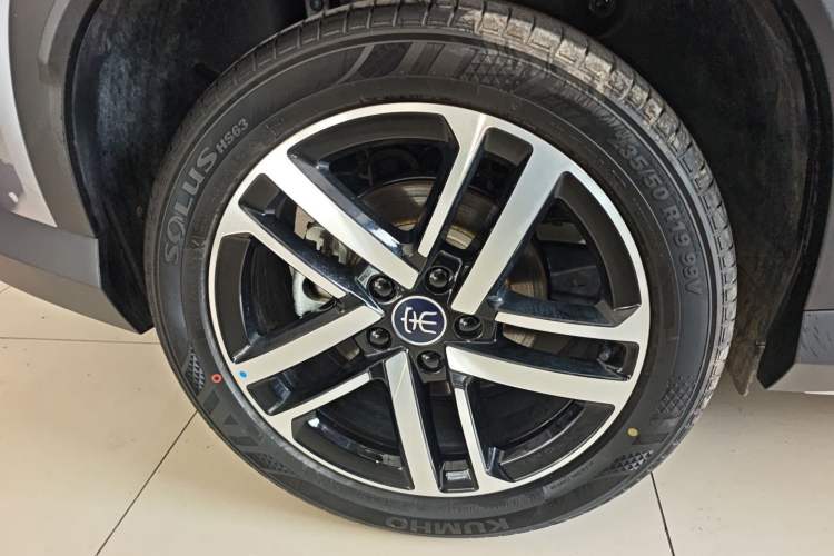 Used BYD Song L DM-i 2025 Intelligent Driving Version 112 km Beyond-Range Type
