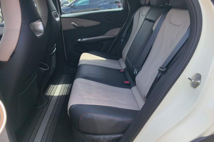 Used BYD Dolphin 2023 420 km Fashion Edition Left Rear Seat