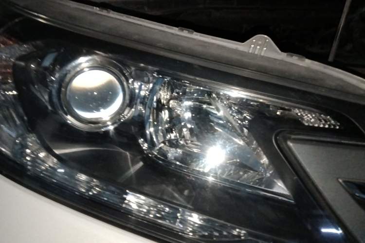 Used Honda CR-V 2013 2.4L two-wheel drive luxury version
