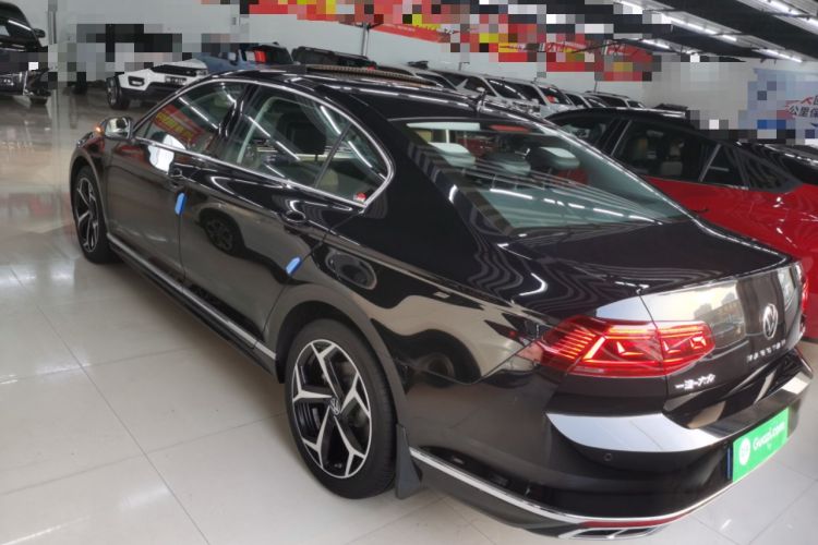 Used Volkswagen Magotan 2024 2 Million Units Zhongxiang Version 330TSI DSG Luxury Edition