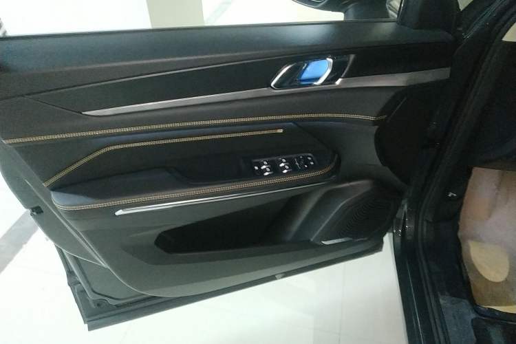 Used Lynk & Co 01 2023 2.0TD Two-Wheel Drive Pro Trim