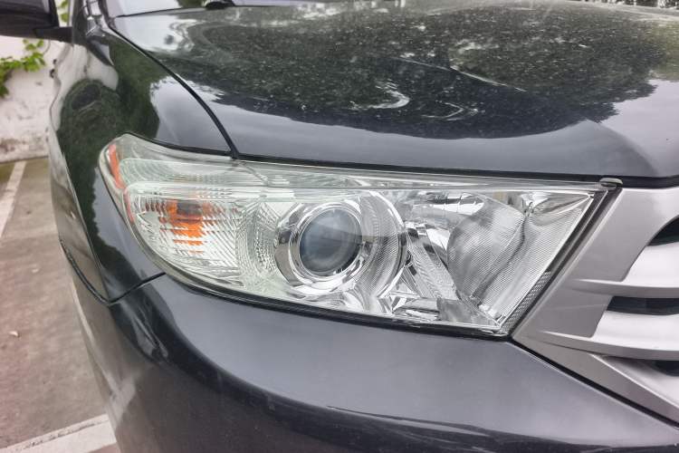 Used Toyota Highlander 2012 2.7L 2WD 5-Seater Elite Edition
