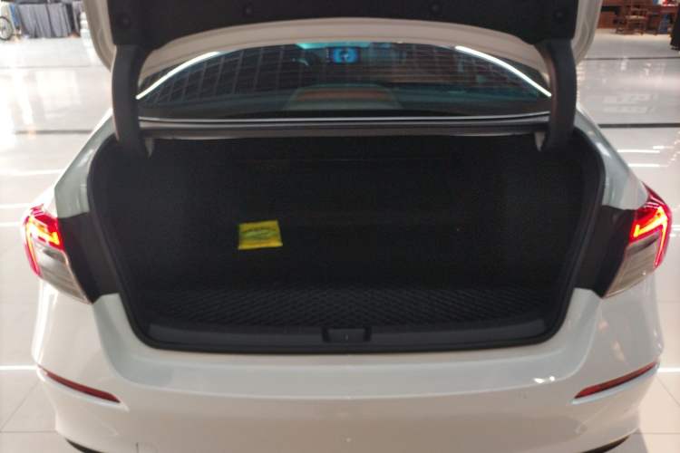 Used Honda Civic 2023 240TURBO CVT Dynamic Edition
