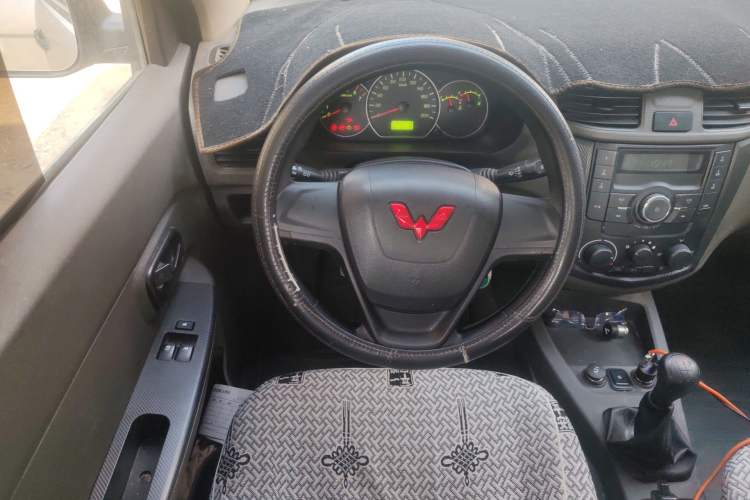 Used Wuling Hongguang 2020 1.2L S Base Model China VI LSI