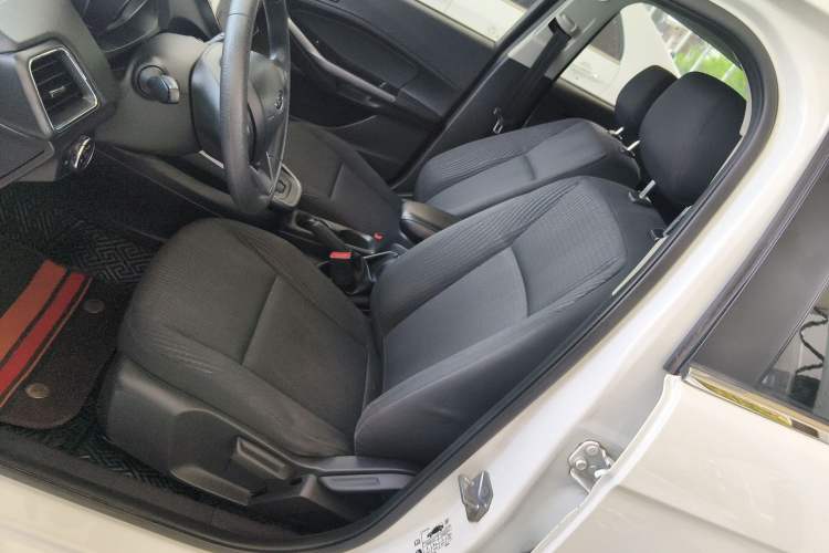 Used Ford Escort 2019 1.5L Automatic ZhiXiang Model Left Front Seat