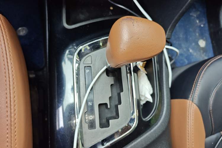 Used Soueast DX7 2015 1.5T Automatic Luxury Model
