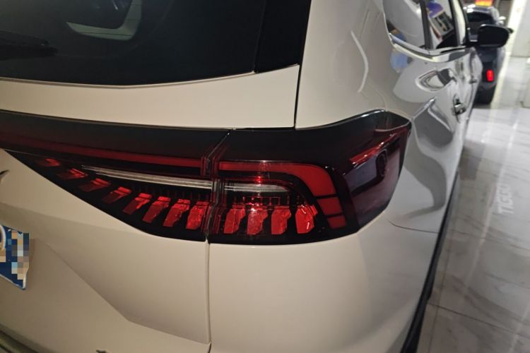 Used Chery Tiggo 8 PRO 2024 Champion Edition 390T Two-Wheel Drive Peak Version 5 Seats
