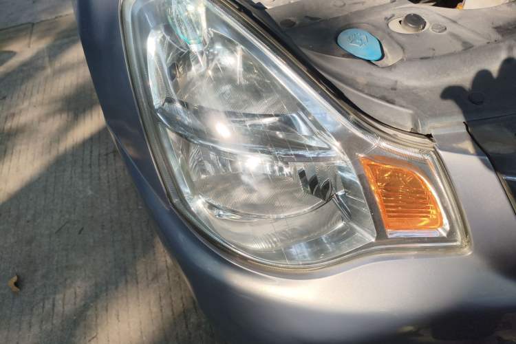 Used Nissan Sylphy 2009 2.0XL CVT Luxury Edition Right Front Headlight