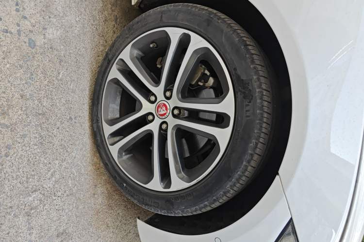 Used Jaguar XEL 2020 2.0T 200 PS R-DYNAMIC S Advanced Sport Edition
