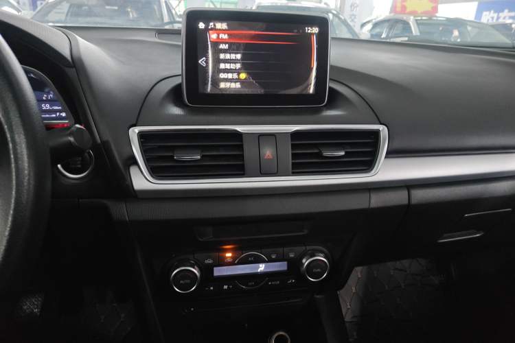 Used Mazda 3 Axela 2016 Sedan 1.5L Manual Luxury Model Audio And AC Panel