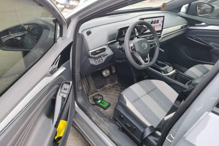 Used Volkswagen ID.4 CROZZ 2024 Pure Edition Limited Edition Driver Seat