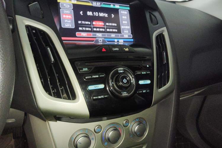 Used Ford Focus 2012 Sedan 1.6L Manual Comfort Model