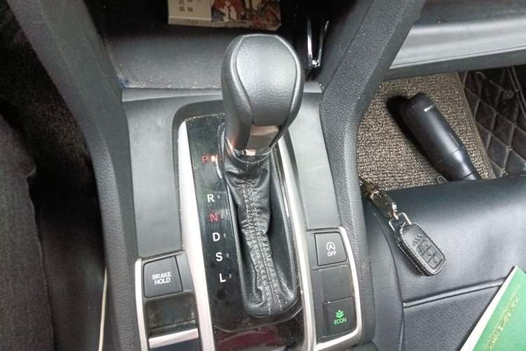 Used Honda Civic 2019 220TURBO CVT Dynamic Edition China VI Emission Standard Gear Lever