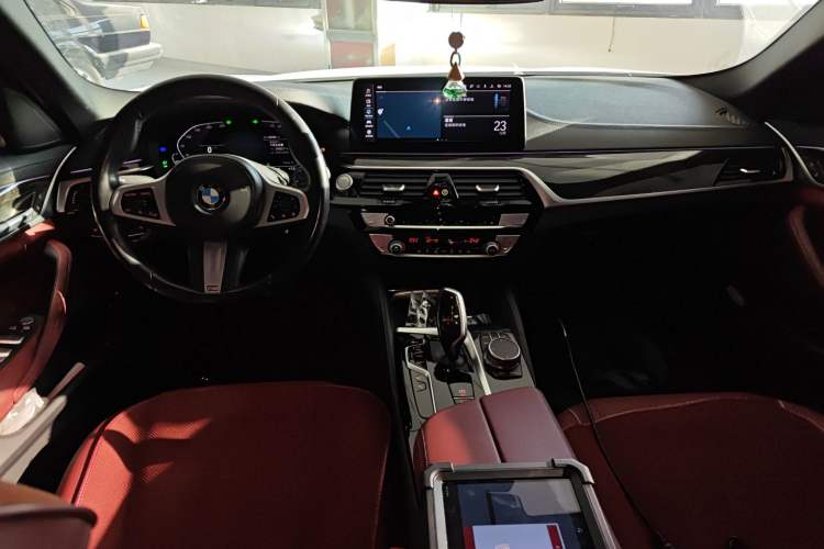 Used BMW 5 Series New Energy 2021 535Le M Sport Package
