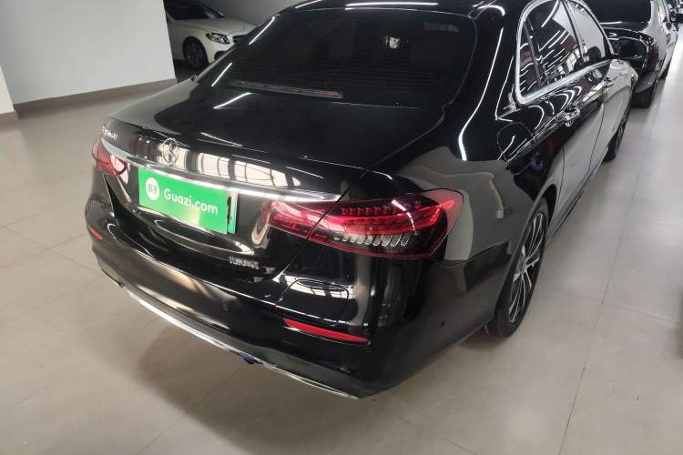 Used Mercedes-Benz E-Class New Energy 2022 Second Facelift E 350 e L Plug-in Hybrid Sports Sedan
