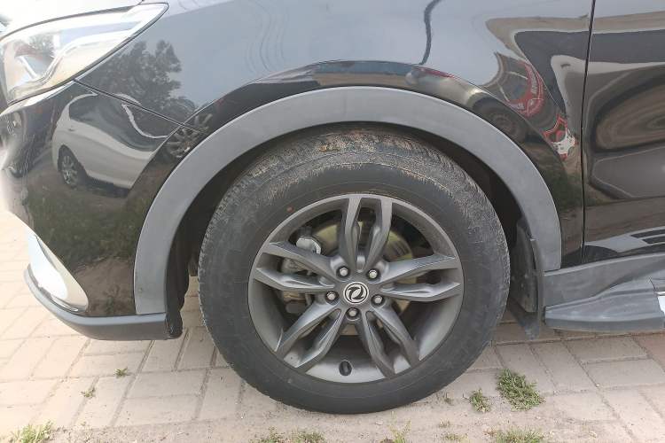 Used Dongfeng Fengon 580 2020 1.5T CVT Luxury Edition Left Front Wheel Hub