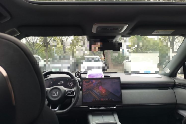 Used Zeekr 7X 2025 100 kWh Long-Range Rear-Wheel Drive with Intelligent Driving Features
