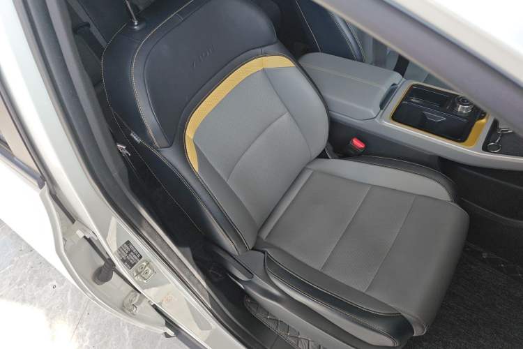 Used AION Y 2022 70 Intelligent Edition Lithium Iron Phosphate