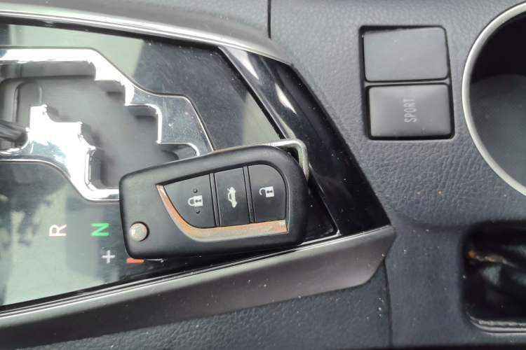 Used Toyota Levin 2014 1.6G CVT Elite Edition Vehicle Key