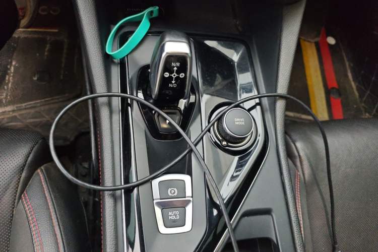 Used Lynk & Co 03 2020 2.0TD Automatic Trend Edition Gear Lever