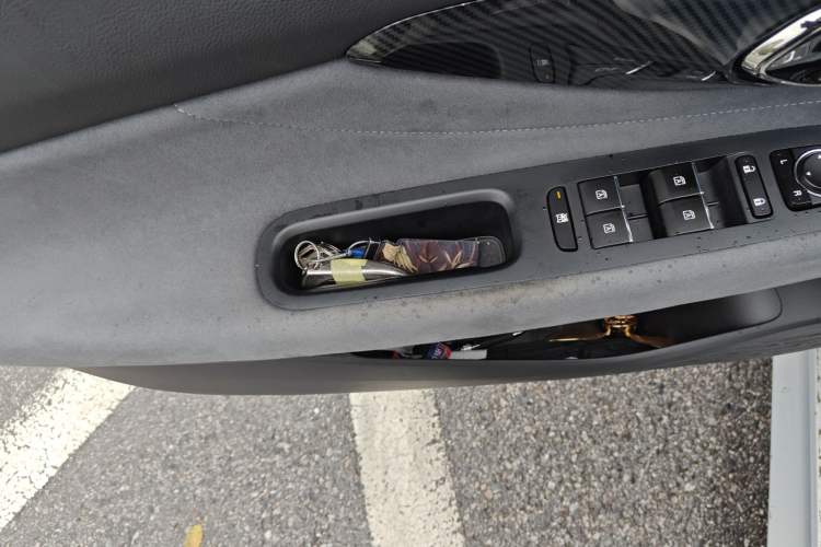 Used GAC Trumpchi EMPOW 2023 400T Automatic R PRO Vehicle Key