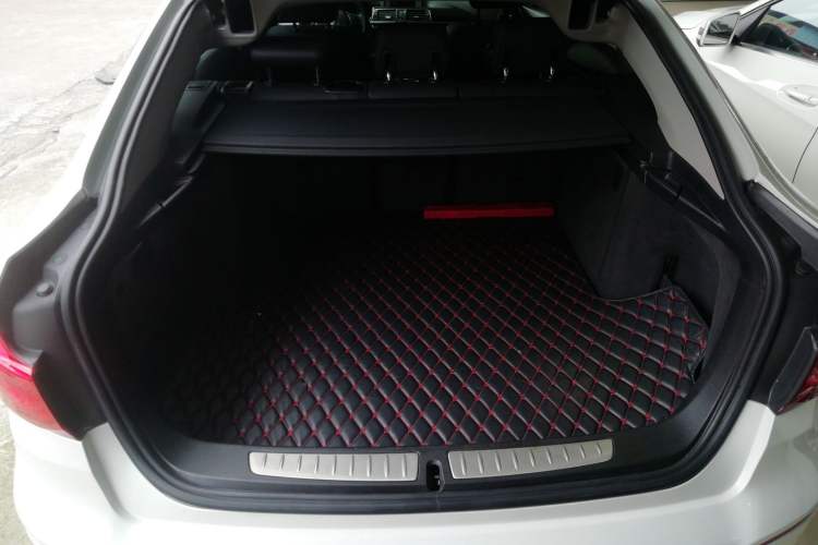 Used BMW 3 Series GT 2018 320i Sport Edition